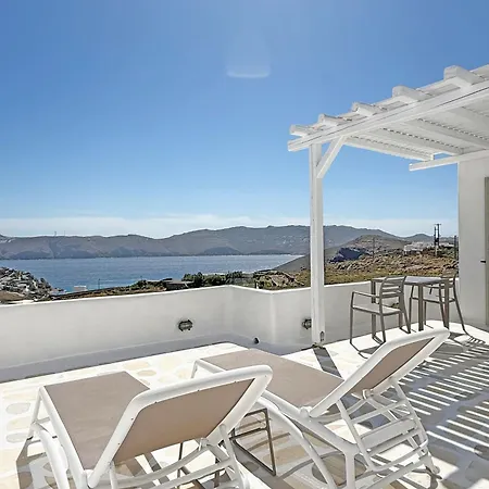 Yakinthos Hotel 4*
